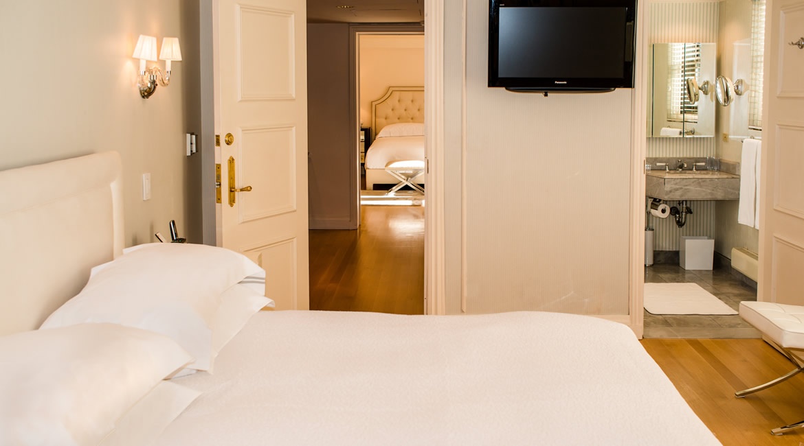 Our Properties Lauren Berger Collection 2 Bedrooms Apartment Vacation Rental W59th Street Bathrooms Listing Id